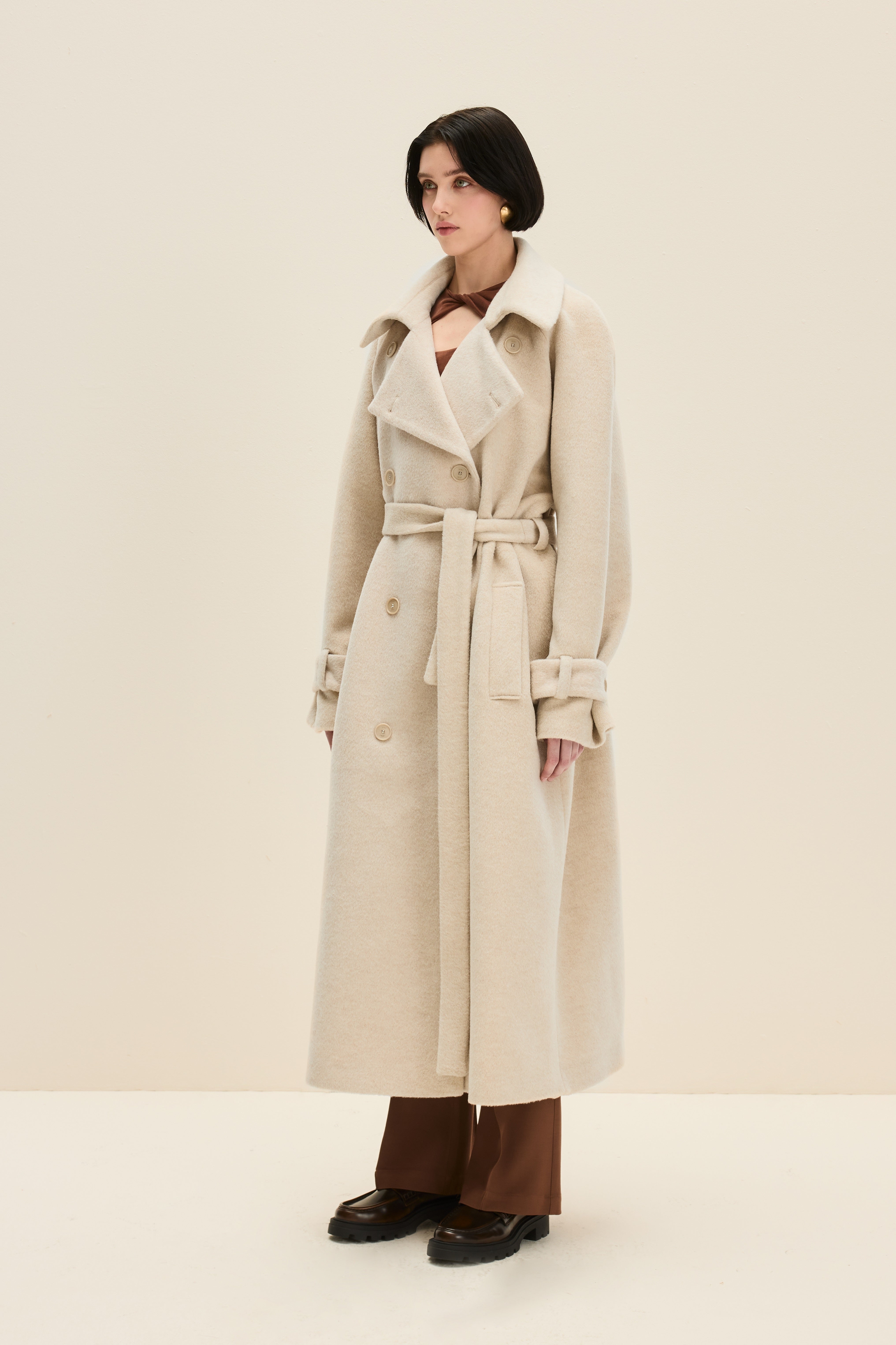 l'or Geelong Wool Long Coat Beige ベージュ Oversized coat in Champagne Beige – JAAF EUR