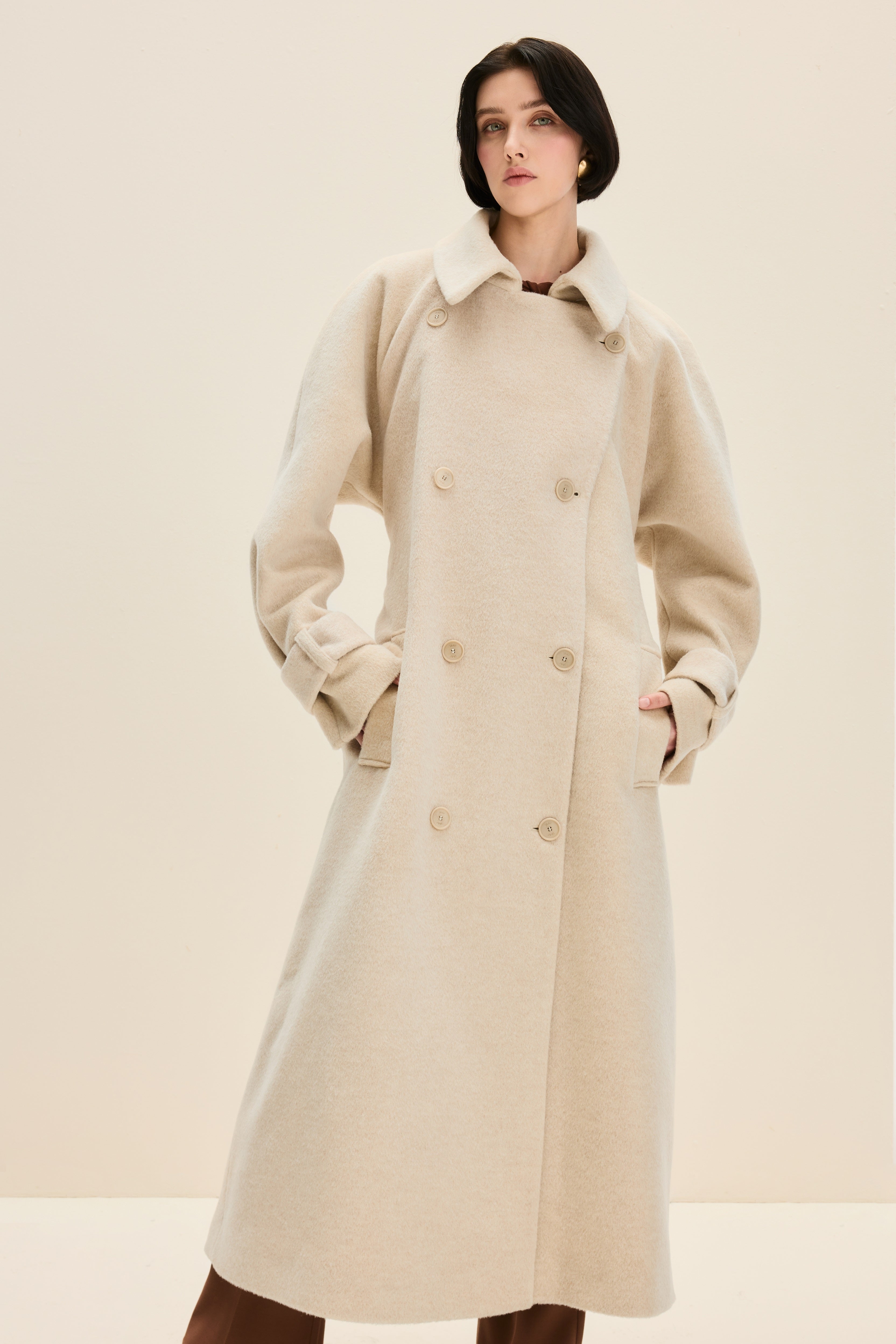 Oversized coat in Champagne Beige – JAAF EUR